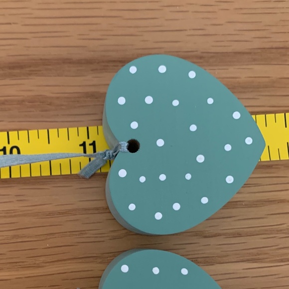 Set of 6 Vintage Country Wooden Hearts on Ribbons - Picture 9 of 10